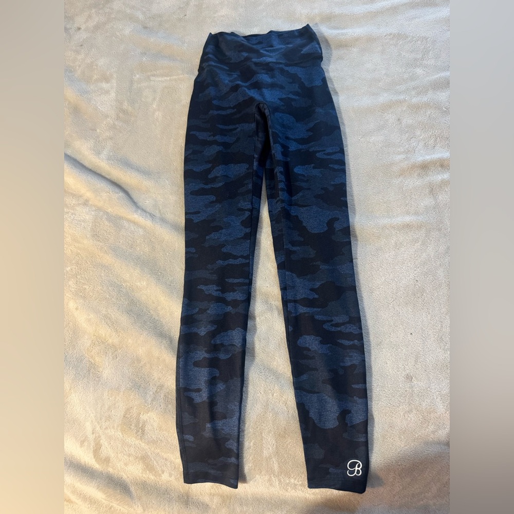 Camo bombshell leggings